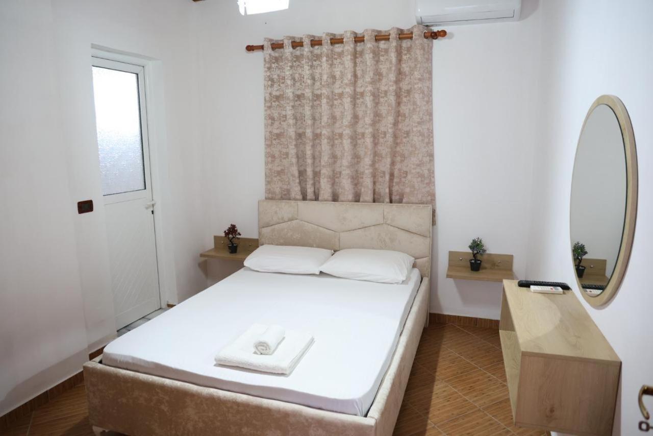 Apartments Villa Luti Stjar Екстериор снимка