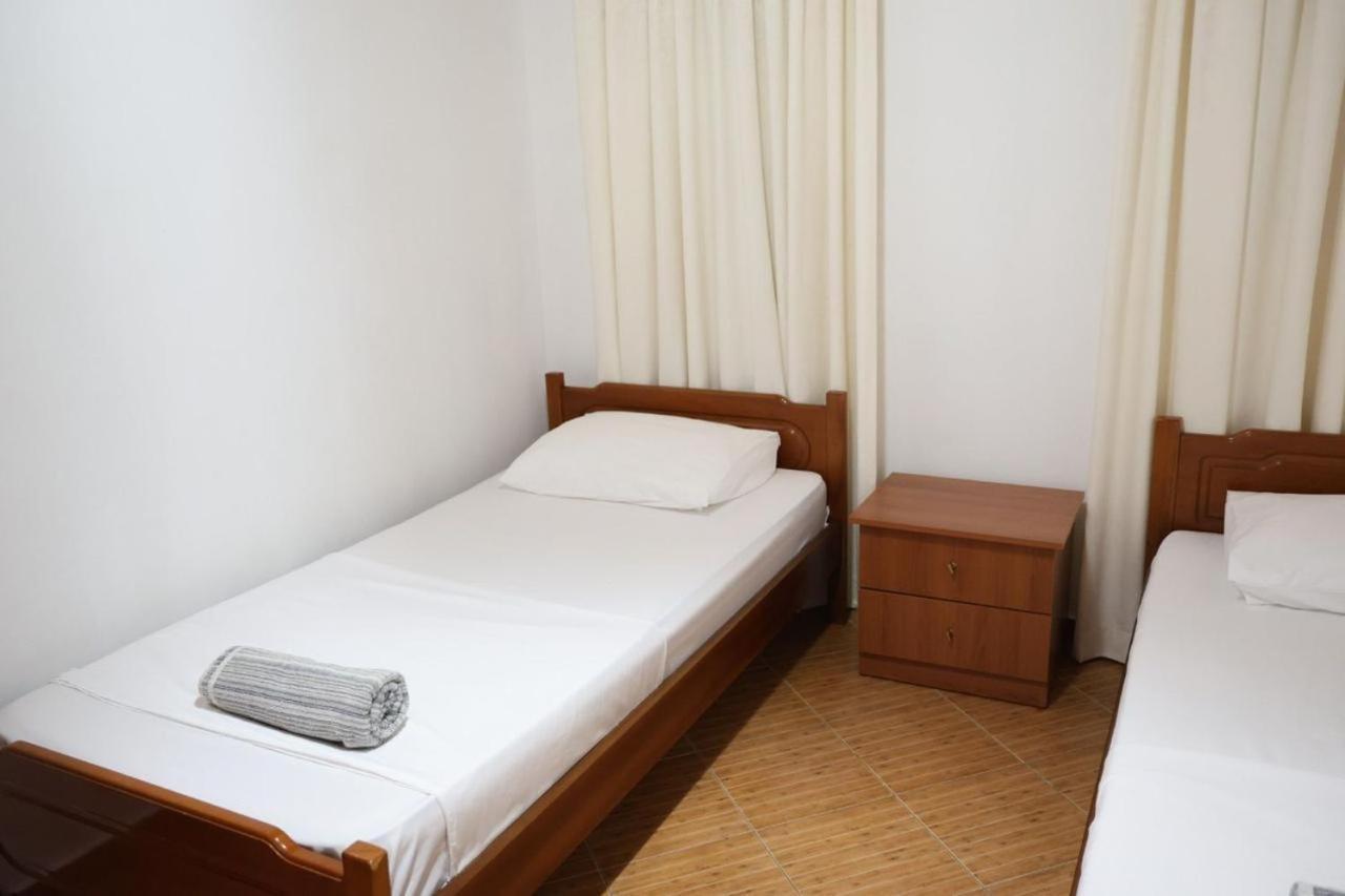 Apartments Villa Luti Stjar Екстериор снимка