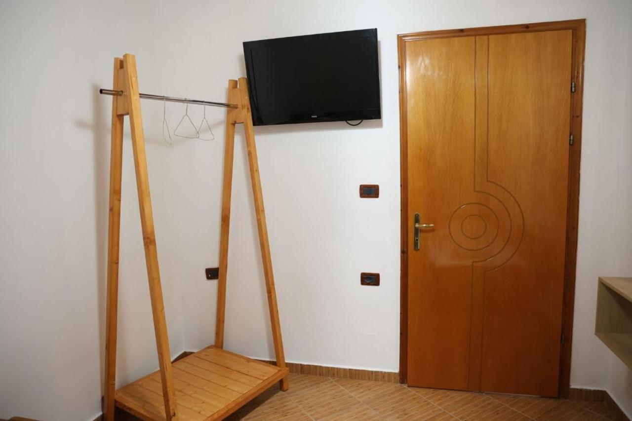 Apartments Villa Luti Stjar Екстериор снимка