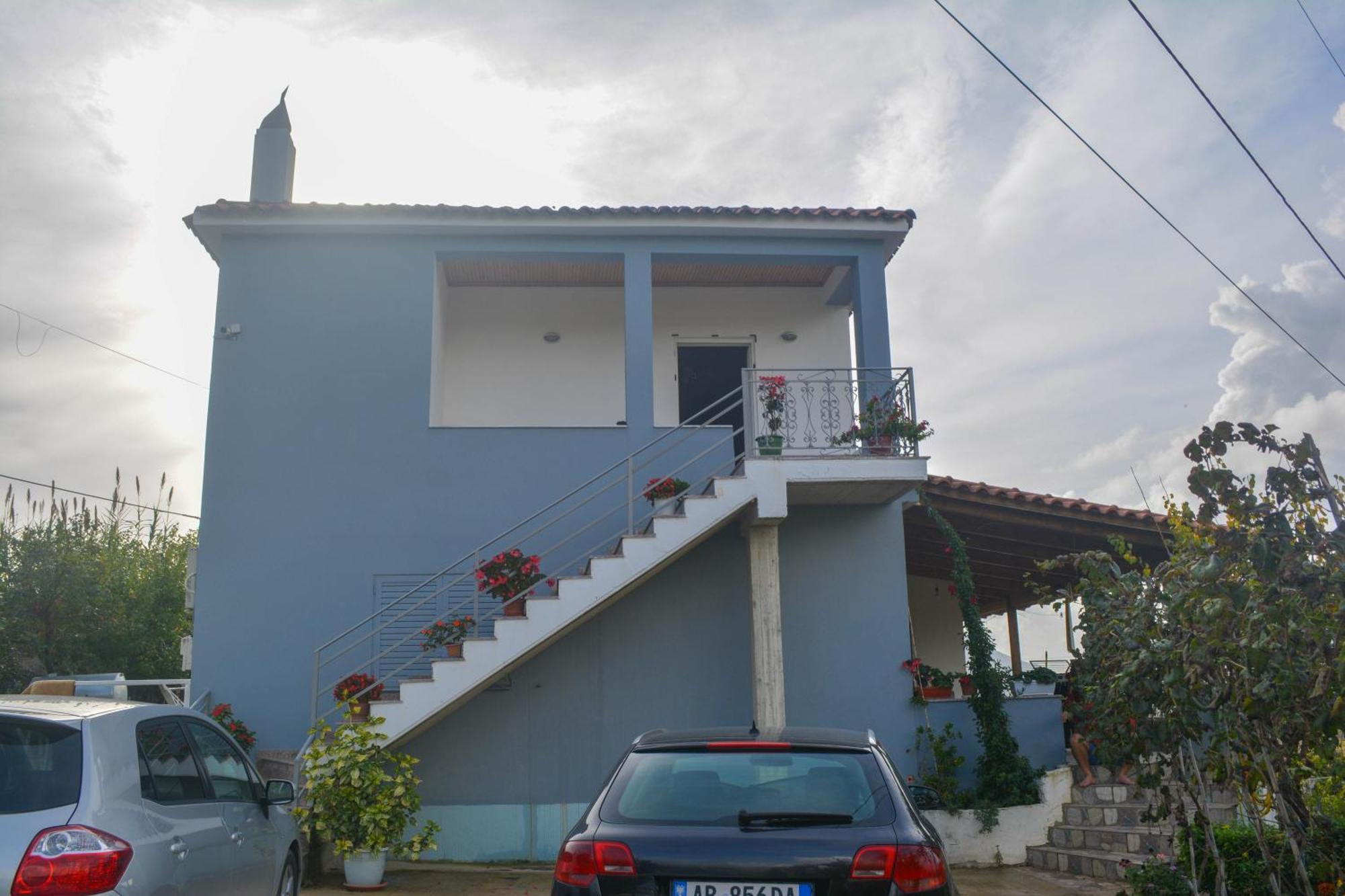 Apartments Villa Luti Stjar Екстериор снимка